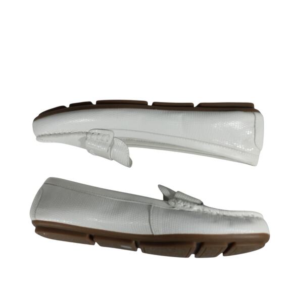 NWOT! CALVIN KLEIN! WHITE GENUINE LEATHER, SNAKESKIN IMPRINT LOAFERS! SZ 7M - Picture 7 of 10